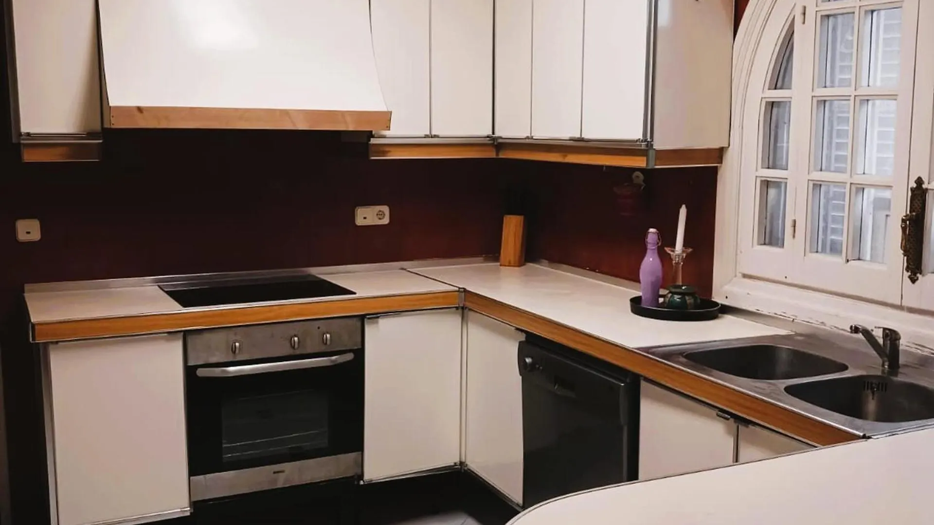 8010 Casa Montclar, Ubicada En Entorno Tranquilo, Al Lado De La Ciudadela , De La Playa, Del Centro Del Pueblo, De Restaurantes, Activadades Nauticas, Senderismo... - Es-258-148 Villa Roses 0*,  Spain