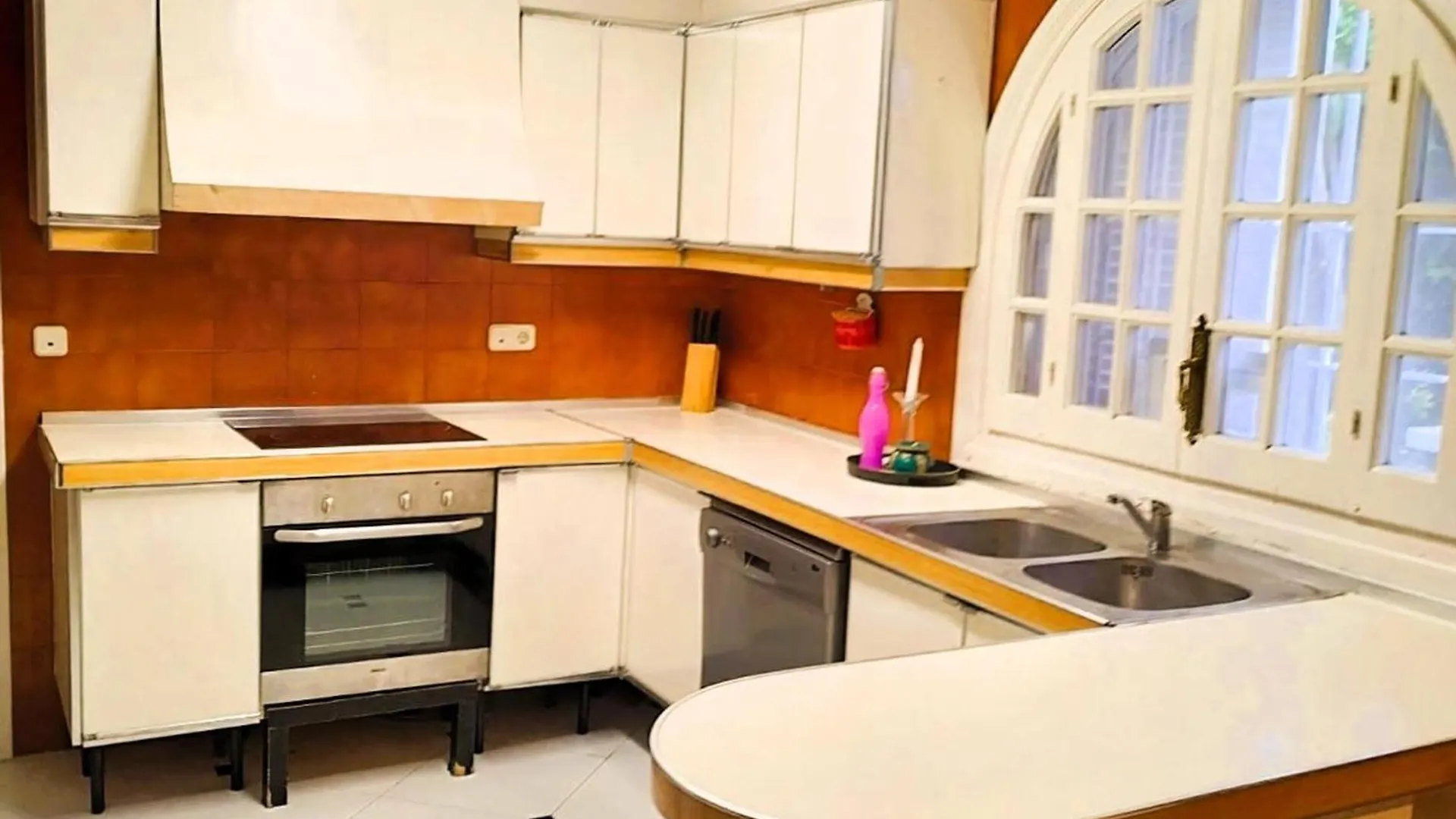 Holiday home 8010 Casa Montclar, Ubicada En Entorno Tranquilo, Al Lado De La Ciudadela , De La Playa, Del Centro Del Pueblo, De Restaurantes, Activadades Nauticas, Senderismo... - Es-258-148 Villa Roses